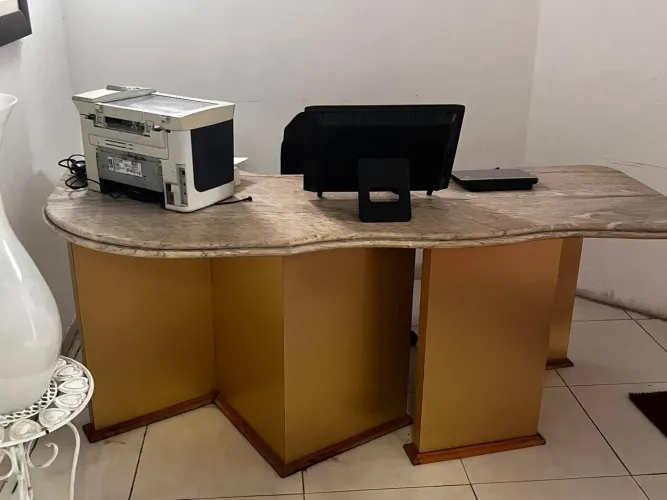 Mesa de mármore