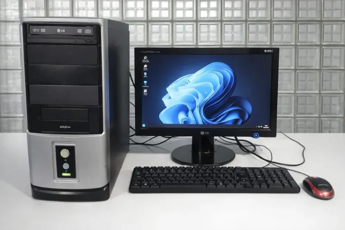 COMPUTADOR COMPLETO/ 4GB RAM/ MONITOR 17/ ENTREGO