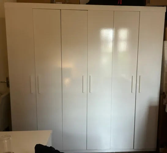 Guarda roupa 6 portas