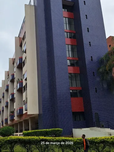Vendo excelente apartamento de 02 quartos na 303 Norte