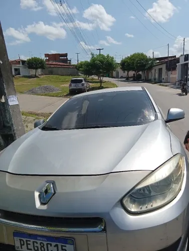 Renault Fluence Sed. Dynamique 2.0 16V Flex Aut. 2013