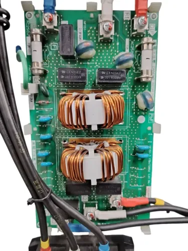 Placa para Ar-condicionado - Hitachi (17B47285A) Condensadora | 18 HP