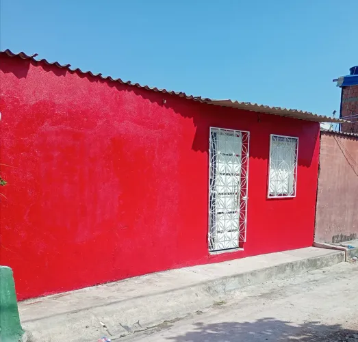 Aluga se uma casa no nova vitória 