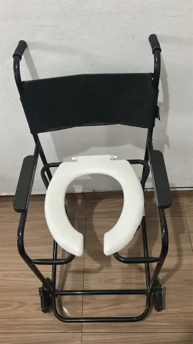 Vende-se cadeira higiênica