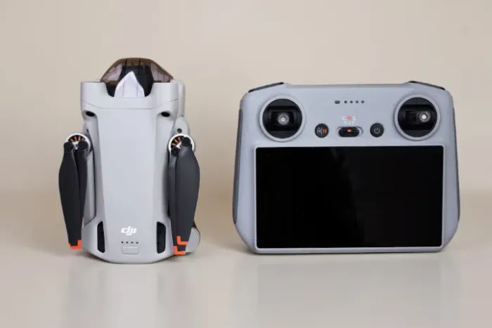 Dji Mini 3 Com Tela - 10km Distância Com Rádio Controle 4k Novo Lacrado