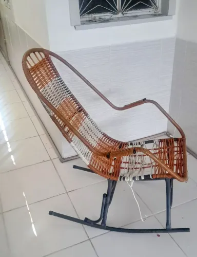 Cadeira de macarrão para reformar,aceito ofertas.