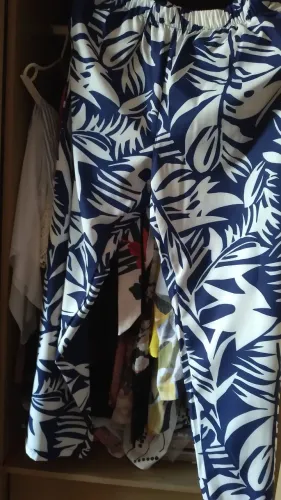 Conjunto tecido que não amarrotado, tamanho M novo sem uso!