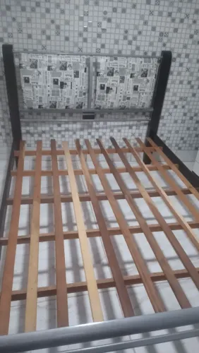 Cama de casal madeira com colchão 