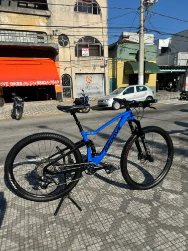 Bike Groove Slap Carbon SRAM AXS