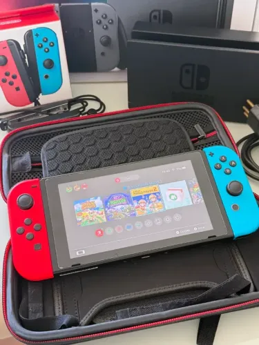 Nintendo Switch V1 - XAW1004