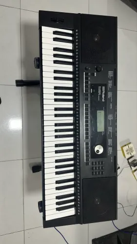 Teclado roland E-X20A