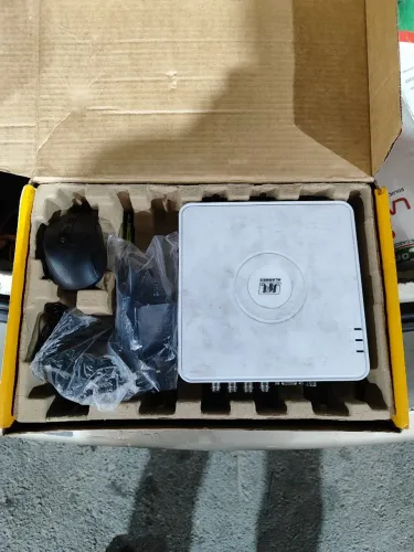 Vende se DVR 8 canais jfl, 1 câmera 5 mp JF, 2 câmera de 2 mp jfl ,HD 500 gb 