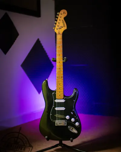 PROMOÇÃO Guitarra Condor GX-50 Stratocaster 90?s