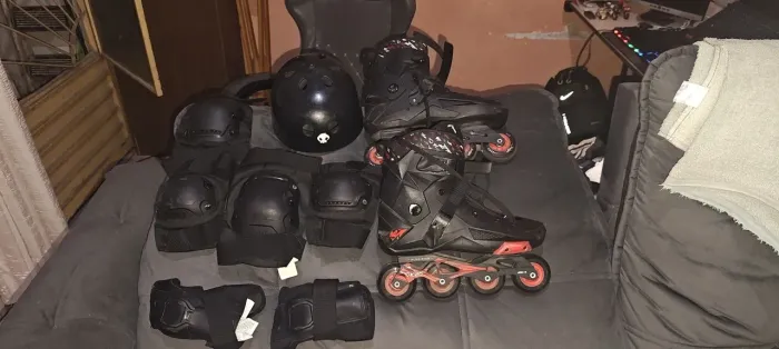 Patins Traxart Revolt + kit proteção+ chave de roda 43/44