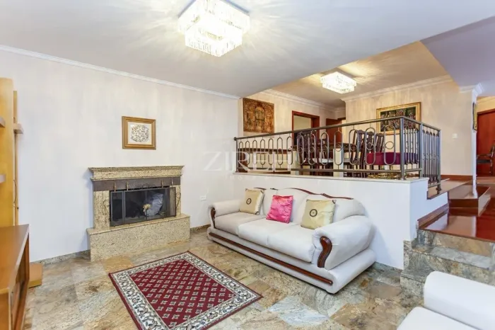 APARTAMENTO À VENDA COM 4 QUARTOS NO ÁGUA VERDE