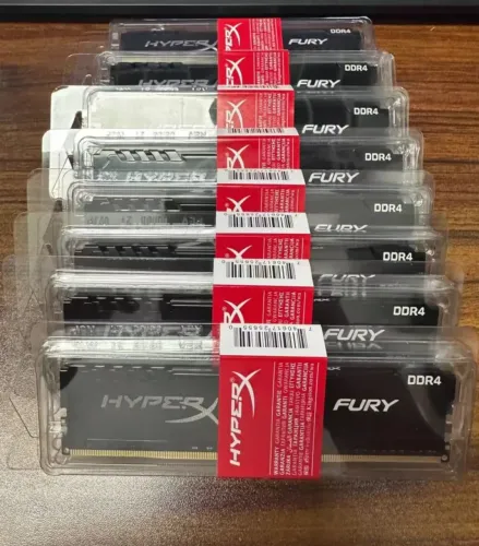Memória ram ddr4 16gb 3200mhz Kingston lacradas