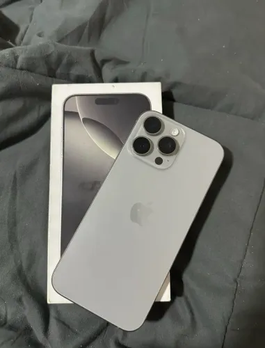 iPhone 16 pro Max 256Gb titânio + Caixa