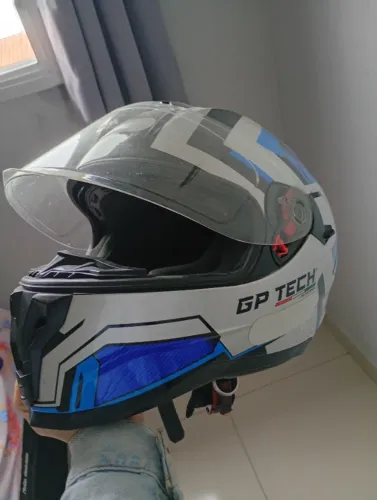 Capacete