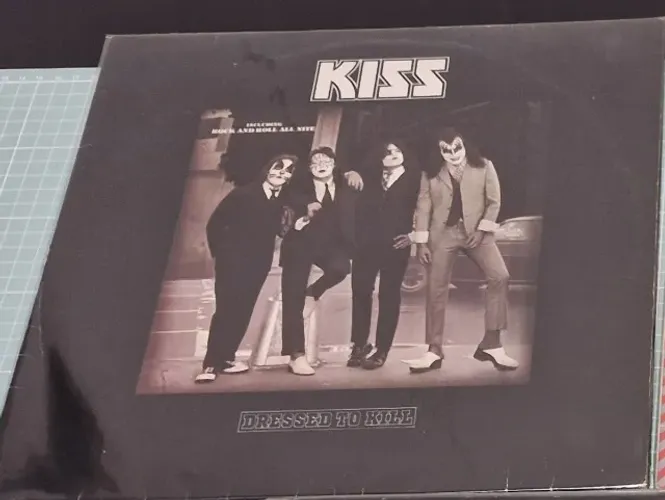 LP Kiss Dressed To Kill Vinil Original Hard Rock Colecionado