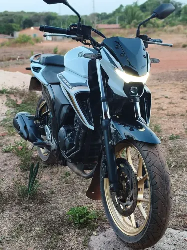 Fazer 250 FZ25 2025