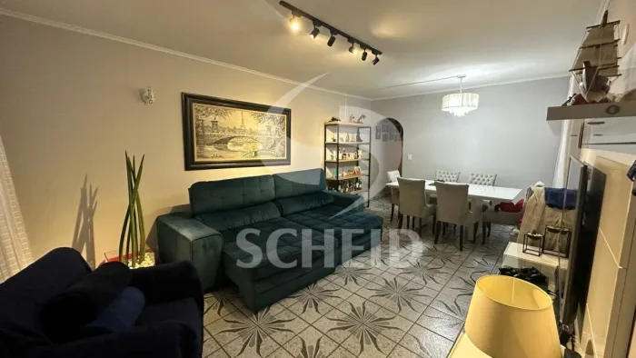 Sobrado para locação de 167m² útil, com 3 quartos e 2 vagas na Vila Santa Catarina !