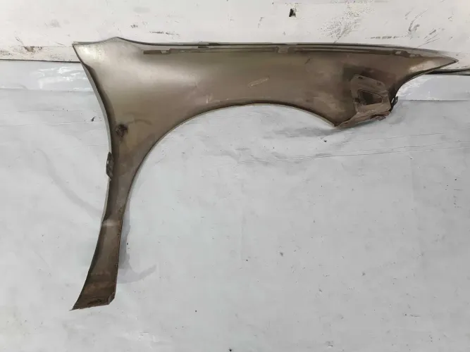 Para-lama Esquerda Chrysler Stratus 96 97 98 99 00