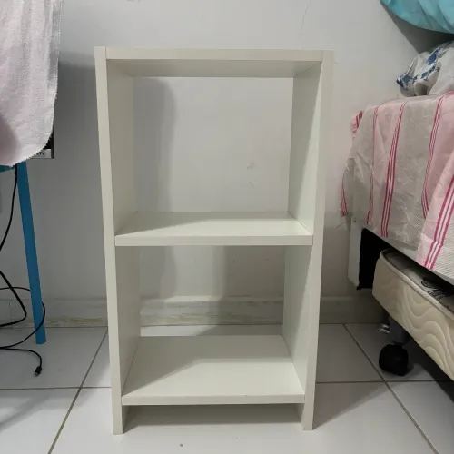 Mesa de Cabeceira (Branca)