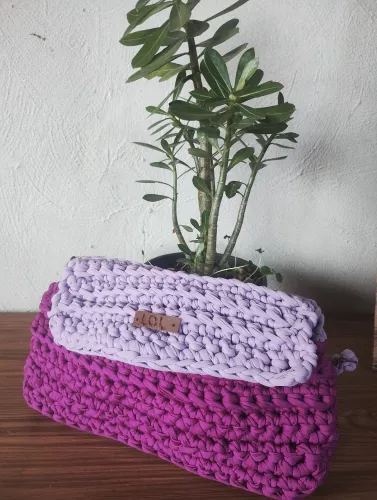 Bolsas de malha crochê