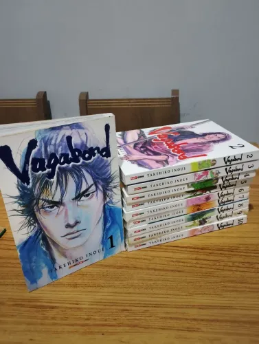 Vagabond volume 1 - 10 (volumes 6-10 lacrados)