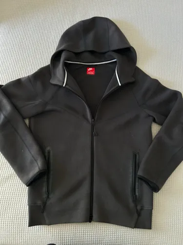 Nike tech fleece