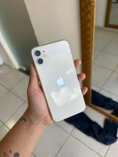 IPHONE 11 128g