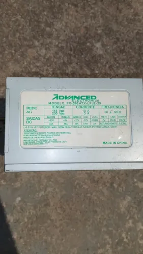 Fonte de pc de 550w advanced usada