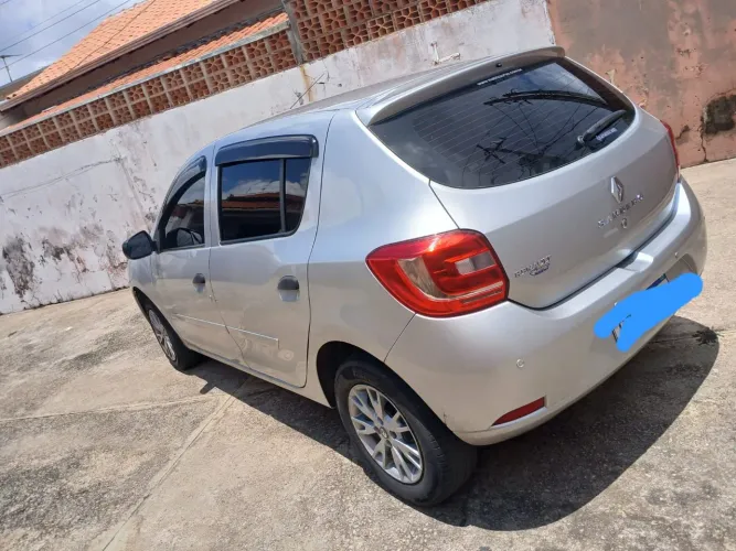 Renault Sandero Authentique Hi-power 1.0 16V 5P 2015
