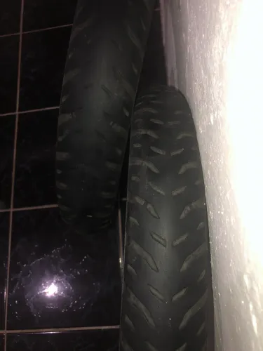 Pneu pra vender