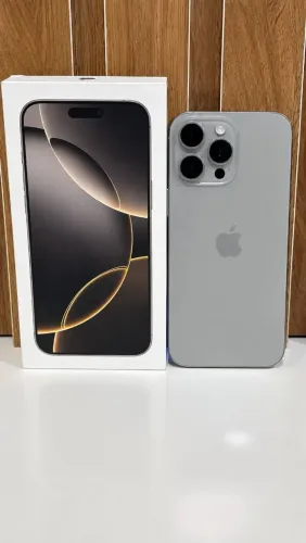 iPhone 16 Pro Max 256GB Bateria 88% C/Caixa Semi Novo Peças Genuínas Loja Fisica 