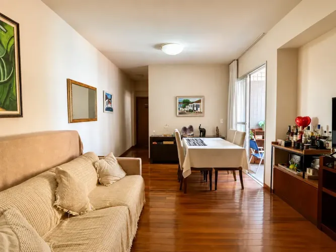 Ótima localização no Carmo Sion