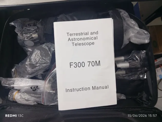 Telescópio F300 70M