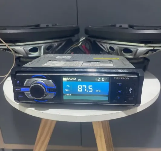 DVD Player automotivo POSITRON + FONES BRAVOXX