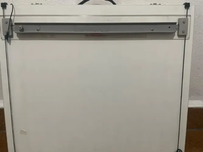 Prancheta Portátil para Desenho A3 Trident com Régua Paralela e Estojo (Ref. 5000)