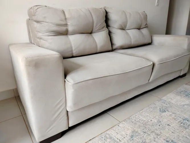 Sofá / Estofado Marjon/ 3 Lugares