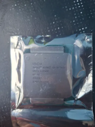Intel Xeon 2650 v3