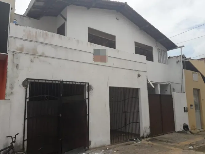 Prédio à venda, 389 m² por R$ 250.000,00 - Planalto - Natal/RN