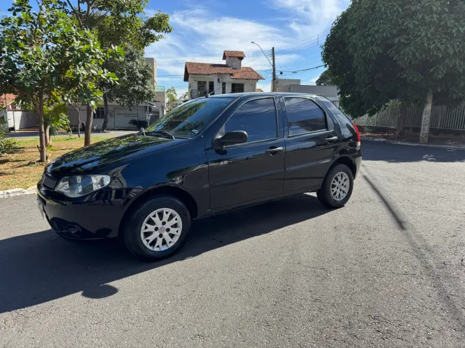 Fiat Palio 1.0 Economy Fire Flex 8V 4P 2010