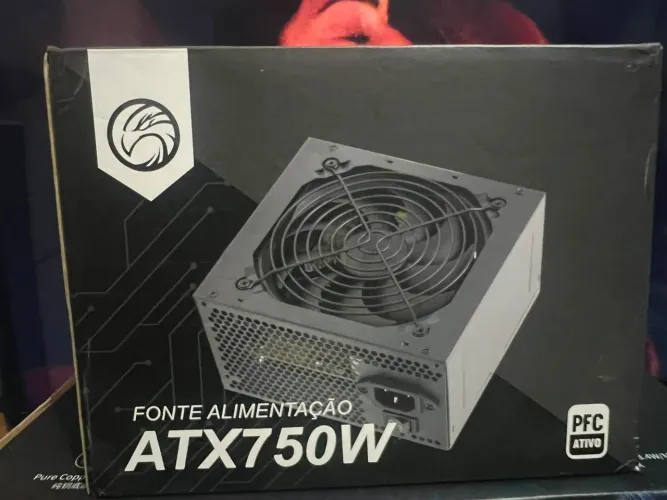 Fonte 750w PFC SEMI MODULAR BIVOLT AUTOMÁTICO 2x Pci-e 8 Pinos 6+2 PI
