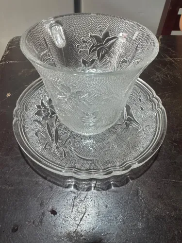 Xícaras grandes transparente