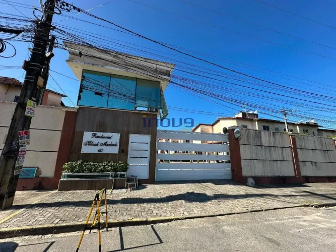 Apartamento com 2 dormitórios à venda, 48 m² por R$ 180.000,00 - Maraponga - Fortaleza/CE