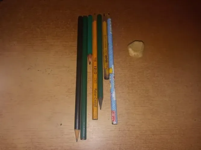 7 Lápis + Borracha