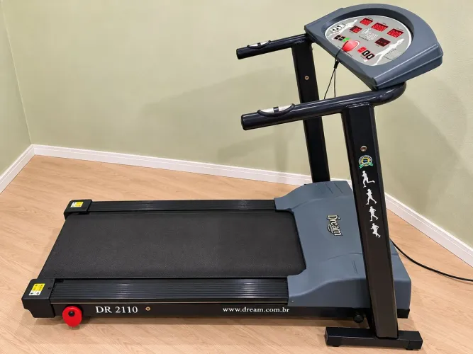 Esteira Dream Fitness em ótimo estado!