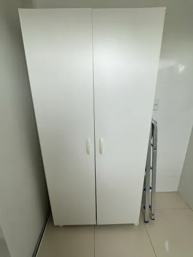 ARMÁRIO DE LAVANDERIA