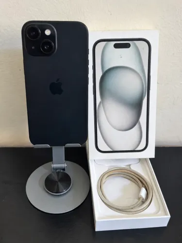 iPhone 15 - 128GB BLACK